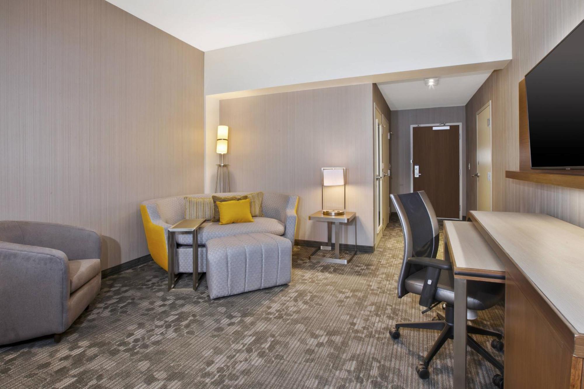 Courtyard By Marriott St. Joseph-Benton Harbor Hotel Buitenkant foto